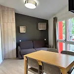 Kompleks wypoczynkowy Vvf Aveyron 3*